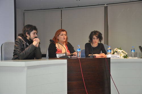 film-gösterimi_teslimiyet_16.12.2011.jpg