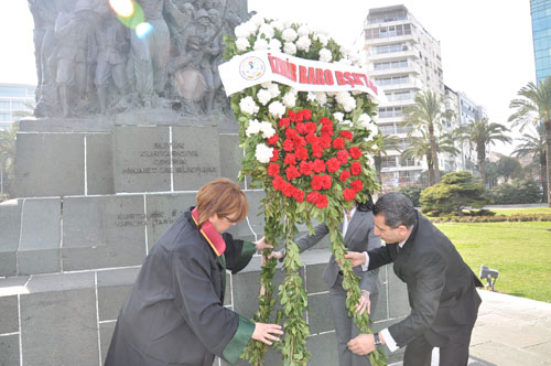 Avukatlar Günü Atatürk Anıtına Çelenk Sunumuyla Başladı