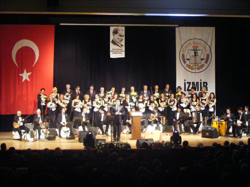 İzmir Barosu Türk Müziği Korosu Konseri Yapıldı