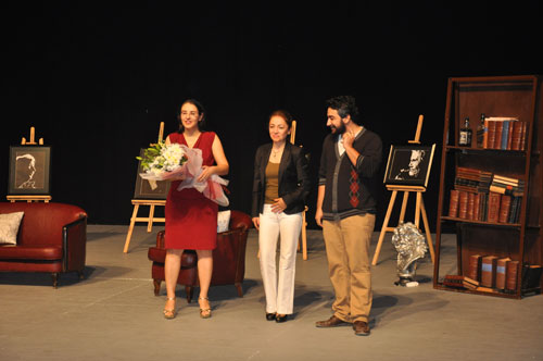 İzmir Barosu Tiyatro Topluluğu Gösterisi