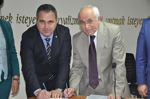 İzmir Barosu ve İŞKUR arasında İşbaşı Eğitim Programı Protokolü imzalanmıştır