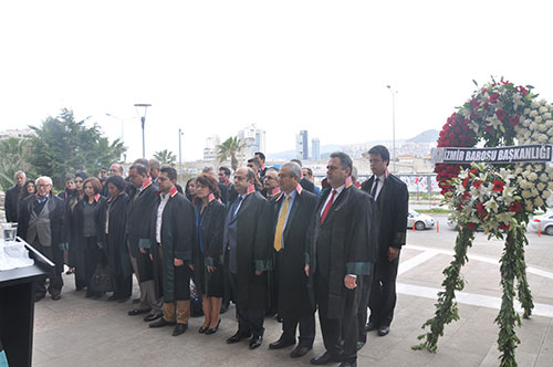 Avukatlar Günü Nedniyle İzmir Adliyesi'nde Bir Tören Gerçekleştirildi